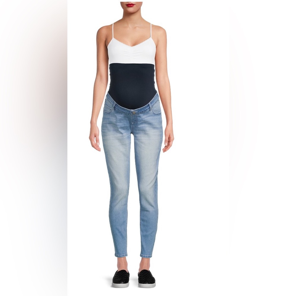 Time and Tru Skinny Maternity Jeans New with tags Size Med (8-10)